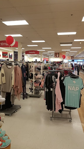 Department Store «T.J. Maxx», reviews and photos, 1 Worcester Rd, Framingham, MA 01701, USA