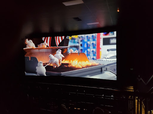 Movie Theater «Regal Cinemas Modesto 10», reviews and photos, 3969 McHenry Ave, Modesto, CA 95356, USA