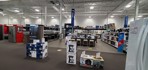 Electronics Store «Best Buy», reviews and photos, 615 E Palatine Rd, Arlington Heights, IL 60004, USA