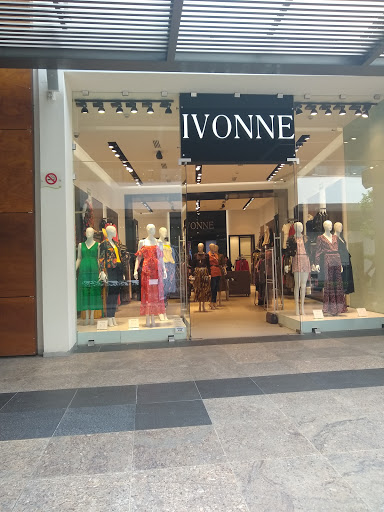 IVONNE