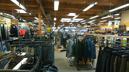 Camping Store «REI», reviews and photos, 7410 SW Bridgeport Rd, Tigard, OR 97224, USA