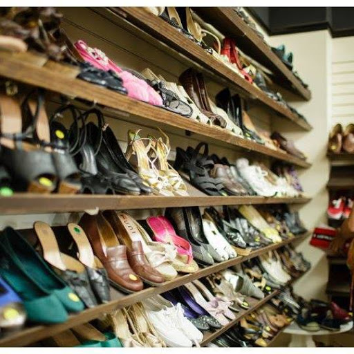 Thrift Store «Overflow Thrift Store», reviews and photos, 202 S Duff Ave, Ames, IA 50010, USA