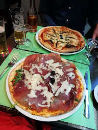 Photo n°53 de Pizza Delizia chemin vert à Paris ()