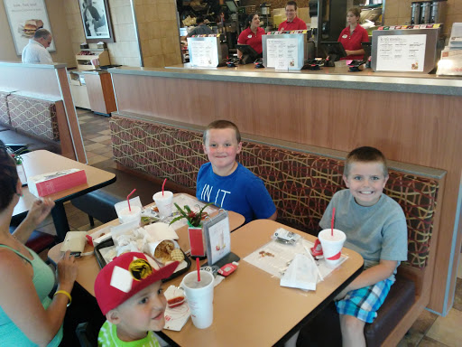 Fast Food Restaurant «Chick-fil-A», reviews and photos, 1205 E Stone Dr, Kingsport, TN 37660, USA