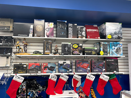Video Game Store «Retro Games Plus», reviews and photos, 2453 Berlin Turnpike, Newington, CT 06111, USA