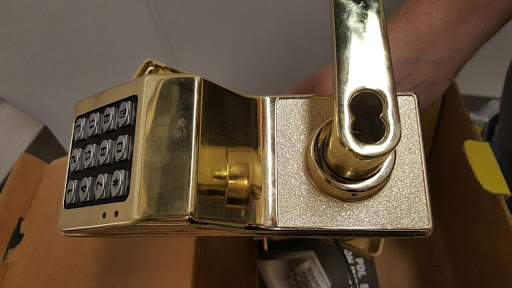 Locksmith «Zip Locksmith», reviews and photos, 3204 Richards Rd, Bellevue, WA 98005, USA