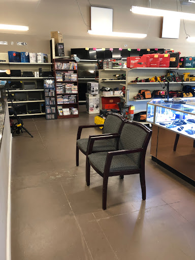 Pawn Shop «Roswell Pawn & Jewelry», reviews and photos, 615 Holcomb Bridge Rd, Roswell, GA 30076, USA