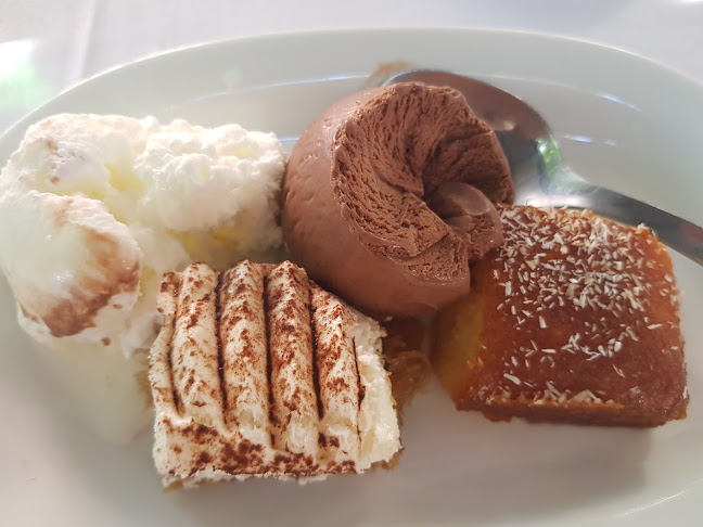 Η Κορυφή στο "Χωριό της Ειρήνης" - Εστιατόριο