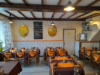 Atmosphère du Bar Restaurant Chez Champagne à Asprières - n°15