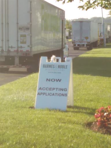 Book Store «Barnes & Noble Distribution», reviews and photos, 1 Barnes and Noble Way, Monroe Township, NJ 08831, USA