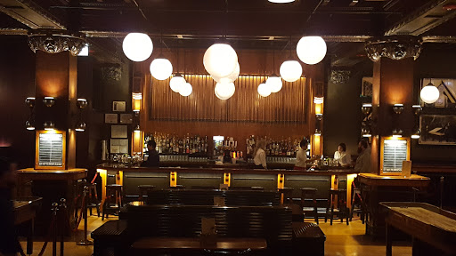 Bars for private celebrations in Chicago