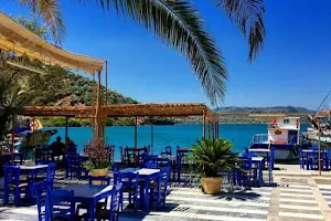 Ταβέρνα ο Φλοίσβος (Flisvos Tavern) image