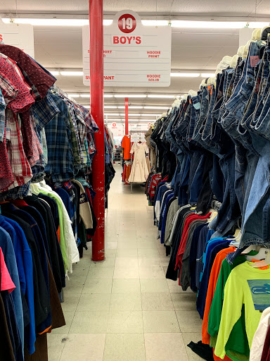 Thrift Store «Village Discount Outlet Store 12», reviews and photos, 4635 N Elston Ave, Chicago, IL 60630, USA