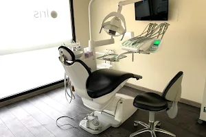 Dentista Firenze Gavinana | Iris Compagnia Odontoiatrica image
