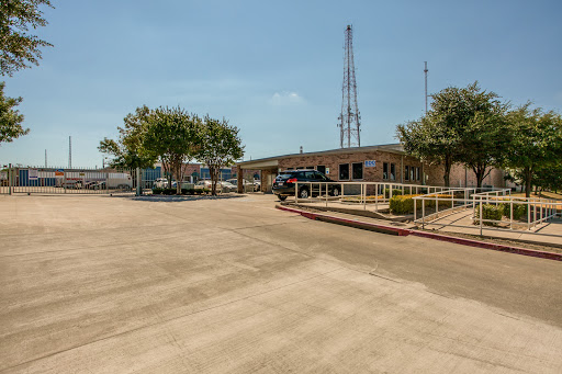 Self-Storage Facility «US Storage Centers», reviews and photos, 800 Fulgham Rd, Plano, TX 75093, USA