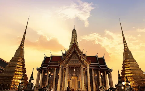 The Temple of the Emerald Buddha image