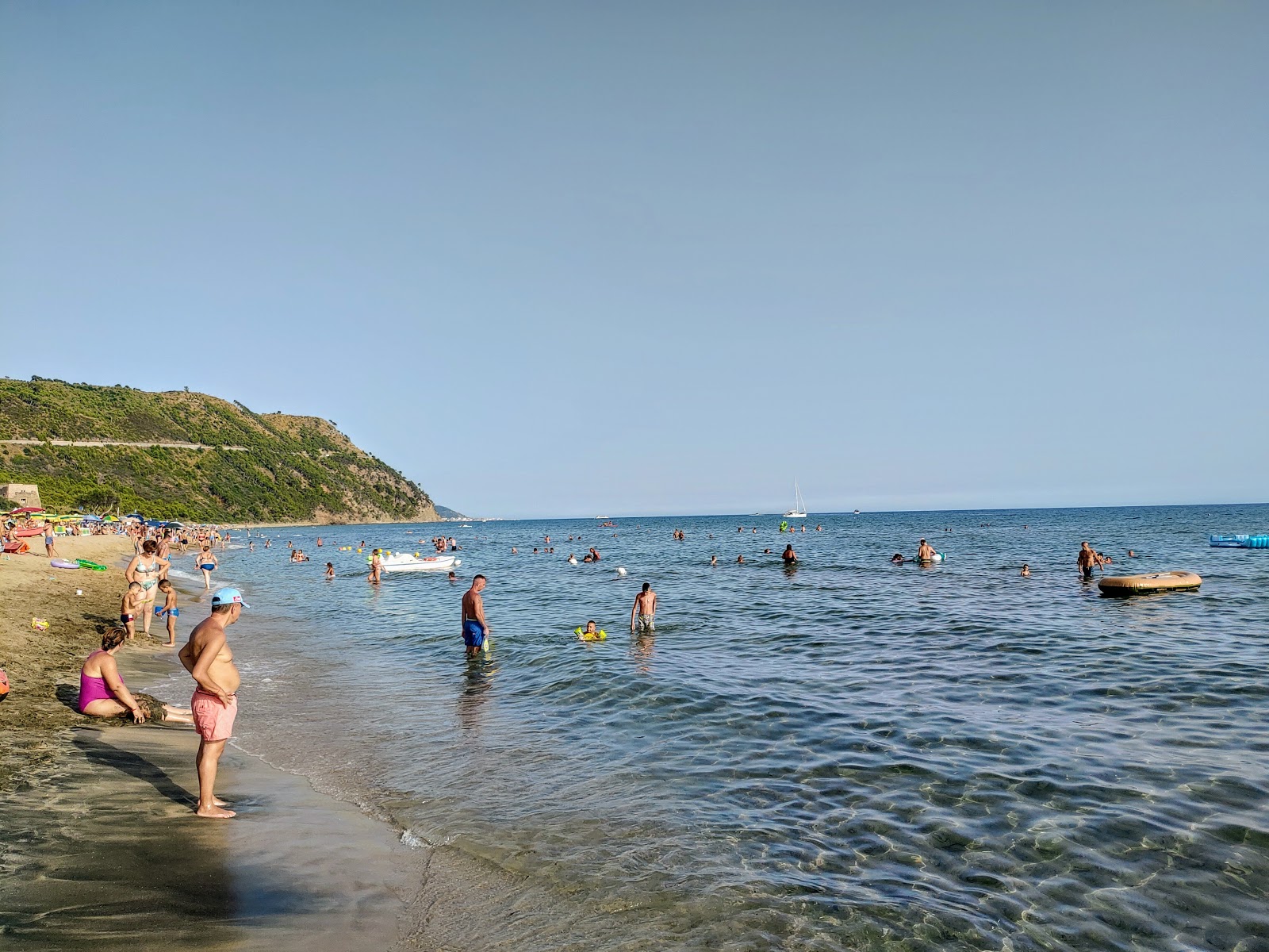 Foto av Spiaggia di Baia Arena bekvämlighetsområde