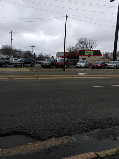Used Car Dealer «Best Deals Auto Sales», reviews and photos, 2511 East Ave, Akron, OH 44314, USA
