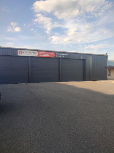 Photo 1 - GARAGE FRIBOULET