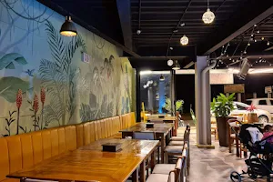 Azahar Restaurante Bar image