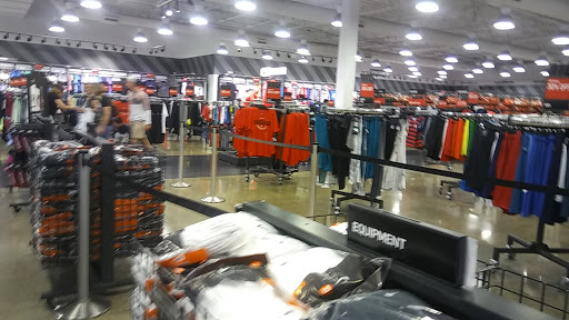 Sporting Goods Store «Nike Factory Store», reviews and photos, 6170 Grand Ave #569, Gurnee, IL 60031, USA