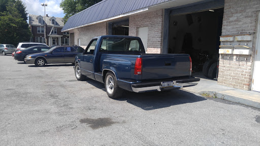 Auto Body Shop «Maaco Collision Repair & Auto Painting», reviews and photos, 601 S 17th St, Harrisburg, PA 17104, USA