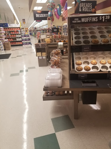 Supermarket «Super Stop & Shop», reviews and photos, 1690 Revere Beach Pkwy, Everett, MA 02149, USA