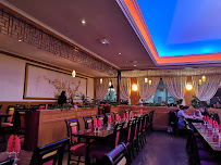 Atmosphère du Restaurant chinois ROYAL DE CHINE à Cosnes-et-Romain - n°1