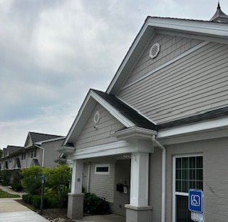 Midview Crossing Apartments