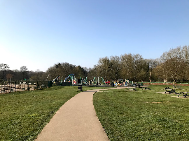Comments and reviews of Cassiobury Park