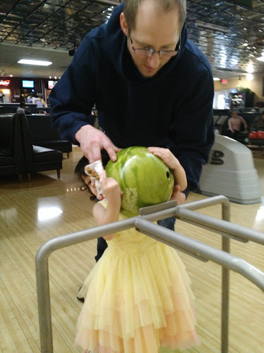 Bowling Alley «Silver Creek Lanes», reviews and photos, 500 W C St, Silverton, OR 97381, USA