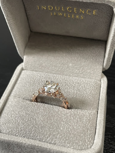 Jewelry Store «Indulgence Jewelers», reviews and photos, 4001 Kennett Pike Suite 130, Greenville, DE 19807, USA