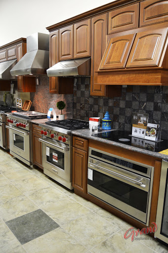 Appliance Store «Grand Appliance and TV», reviews and photos, 240 Peterson Rd, Libertyville, IL 60048, USA