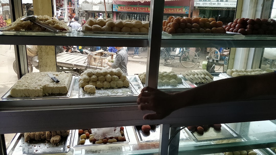 ভাগ্যকুল মিষ্টান্ন ভান্ডার, কলারোয়া