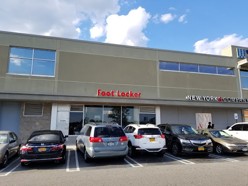 Shopping Mall «Cross County Shopping», reviews and photos, 8000 Mall Walk, Yonkers, NY 10704, USA