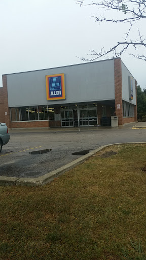Supermarket «ALDI», reviews and photos, 375 W Higgins Rd, Hoffman Estates, IL 60169, USA