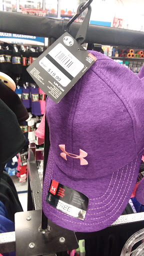 Sporting Goods Store «Big 5 Sporting Goods», reviews and photos, 3420 Wilshire Blvd, Los Angeles, CA 90010, USA