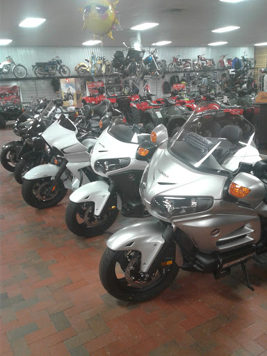 Shopping Mall «Freedom Village Shopping Center», reviews and photos, 1039 Alleghany St, Charlotte, NC 28208, USA