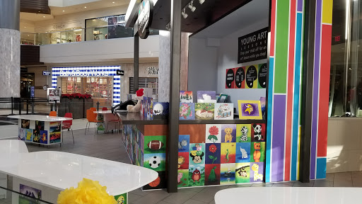 Shopping Mall «Ridgedale Center», reviews and photos, 12401 Wayzata Blvd, Minnetonka, MN 55305, USA