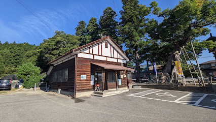 新宮熊野神社長床休憩所