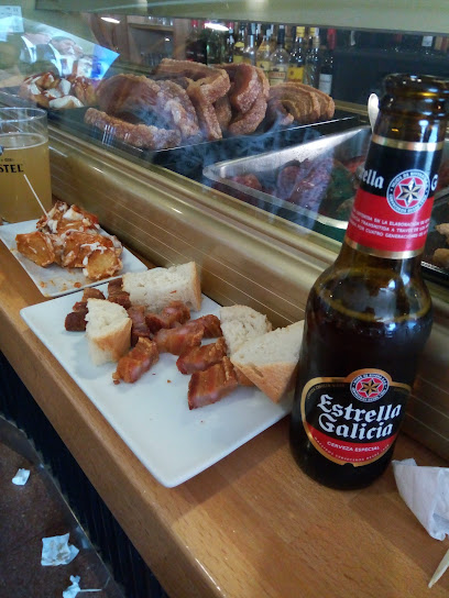 Bar Castilla - C. Braulio Martín, 5, 47420 Íscar, Valladolid, Spain