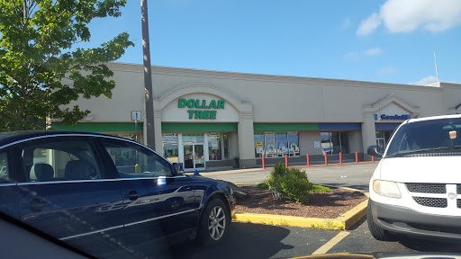 Dollar Store «Dollar Tree», reviews and photos, 120 McGraw St, Ripley, WV 25271, USA