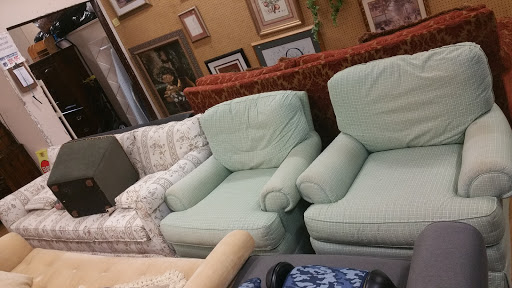 Non-Profit Organization «St. Vincent de Paul Thrift Store», reviews and photos, 213 Main St, West Chicago, IL 60185, USA