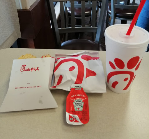 Fast Food Restaurant «Chick-fil-A», reviews and photos, 3041 W Camp Wisdom Rd, Grand Prairie, TX 75052, USA