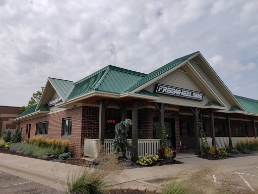Bicycle Store «Freewheel Bike Eden Prairie», reviews and photos, 12910 Plaza Dr, Eden Prairie, MN 55344, USA