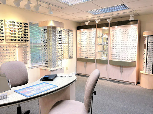Optometrist «Weiss Savedoff & Ciccone, Doctors of Optometry- Manlius Location», reviews and photos, 8116 Cazenovia Rd # 7, Manlius, NY 13104, USA