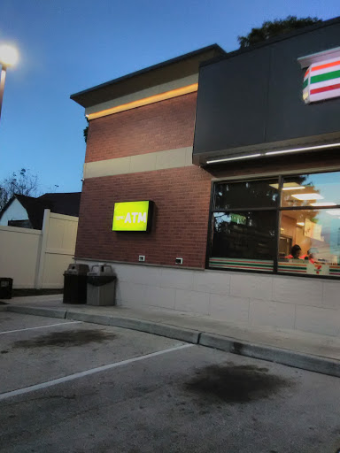 7-Eleven, 6 NJ-23, Hamburg, NJ 07419, USA, 