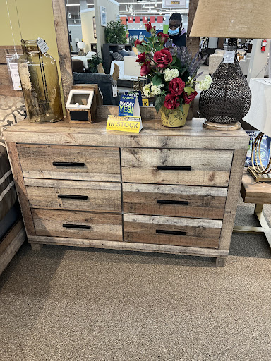 Furniture Store «Regency Furniture», reviews and photos, 7740 Ritchie Hwy, Glen Burnie, MD 21061, USA