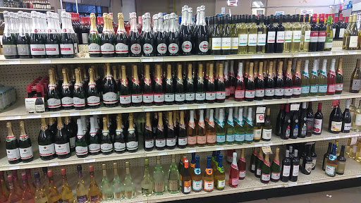 Liquor Store «Beverage Warehouse», reviews and photos, 847 E 11th Ave, Columbus, OH 43211, USA