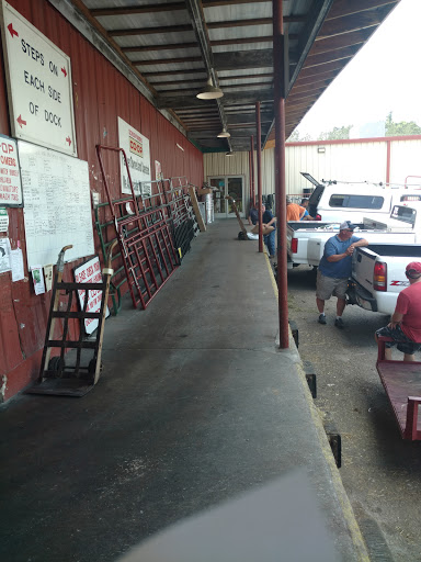 Wheel Alignment Service «Dickson Farmers Co-Op», reviews and photos, 705 Henslee Dr, Dickson, TN 37055, USA